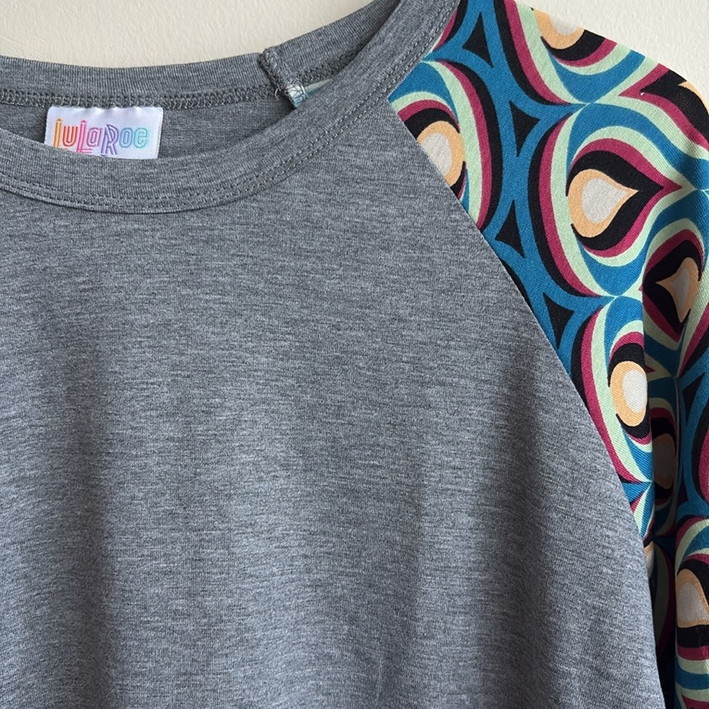 NWT Randy LuLaRoe Top - Picture 2 of 3